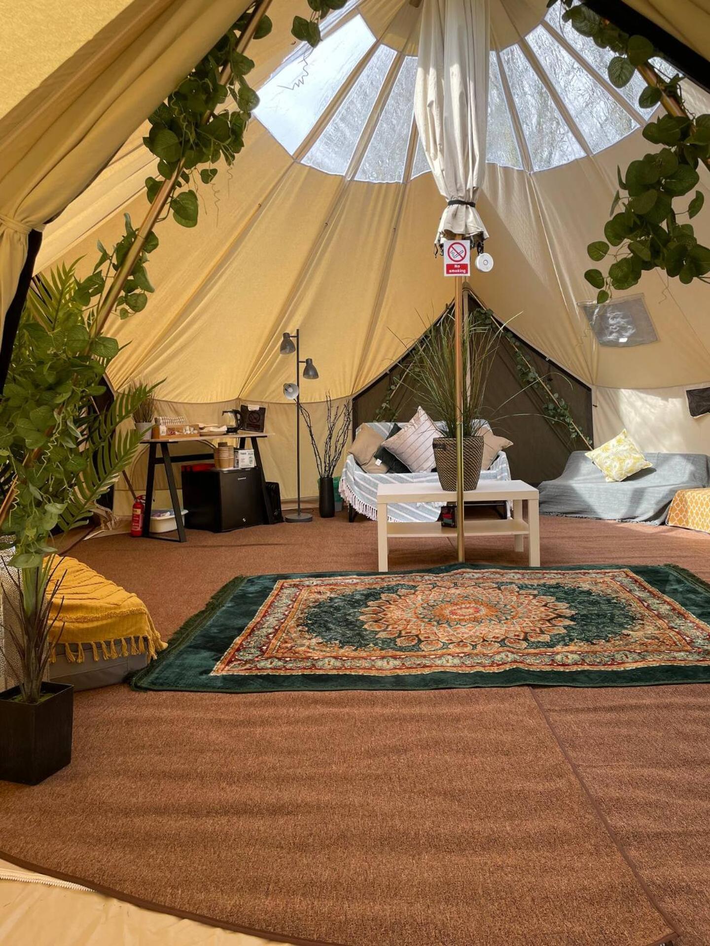 Bell Tent Village Campismo de Luxo *